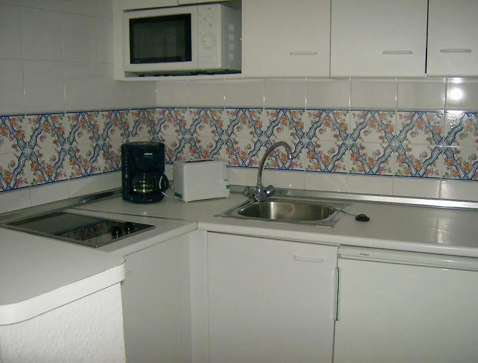 Apartamentos El Velero Torremolinos 0*,